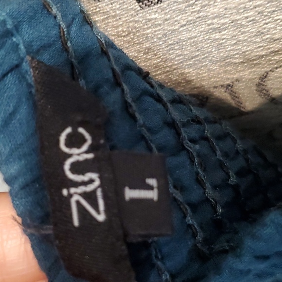 Zinc cotton embroidered top - Picture 10 of 10